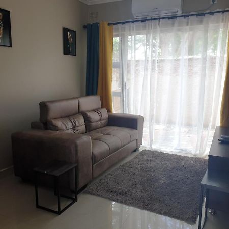Lukundo Place Lusaka Ngoại thất bức ảnh