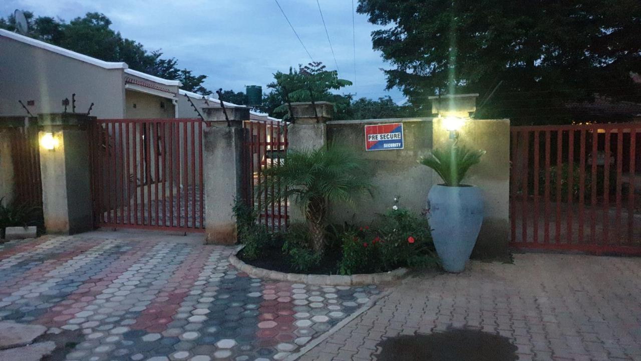 Lukundo Place Lusaka Ngoại thất bức ảnh
