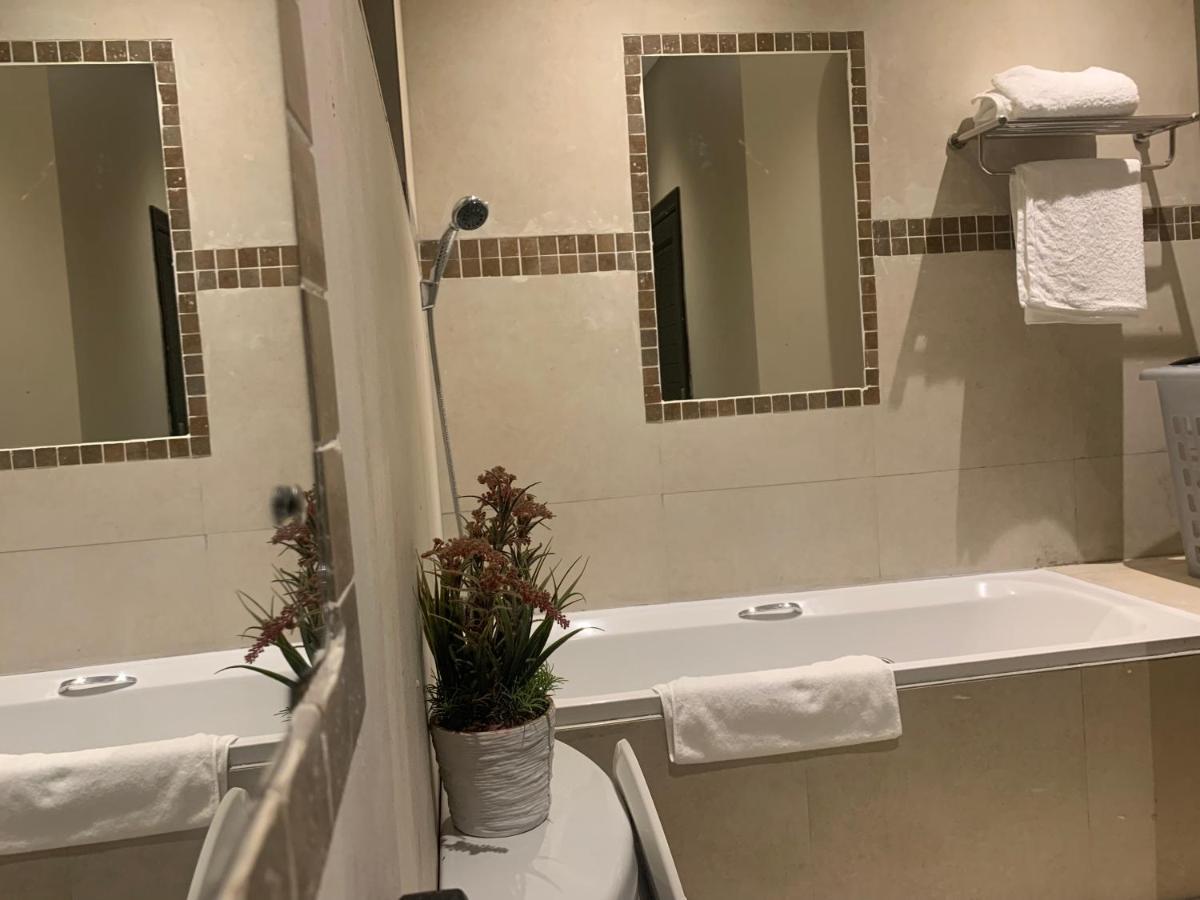 Lukundo Place Lusaka Ngoại thất bức ảnh