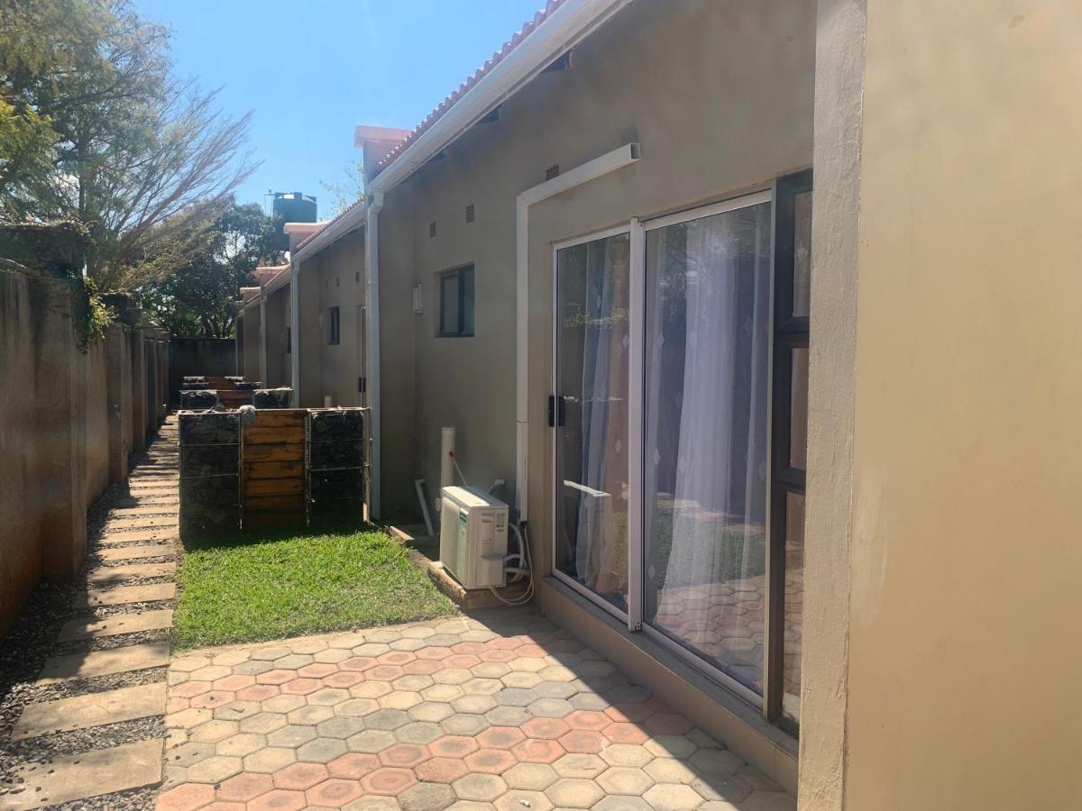 Lukundo Place Lusaka Ngoại thất bức ảnh