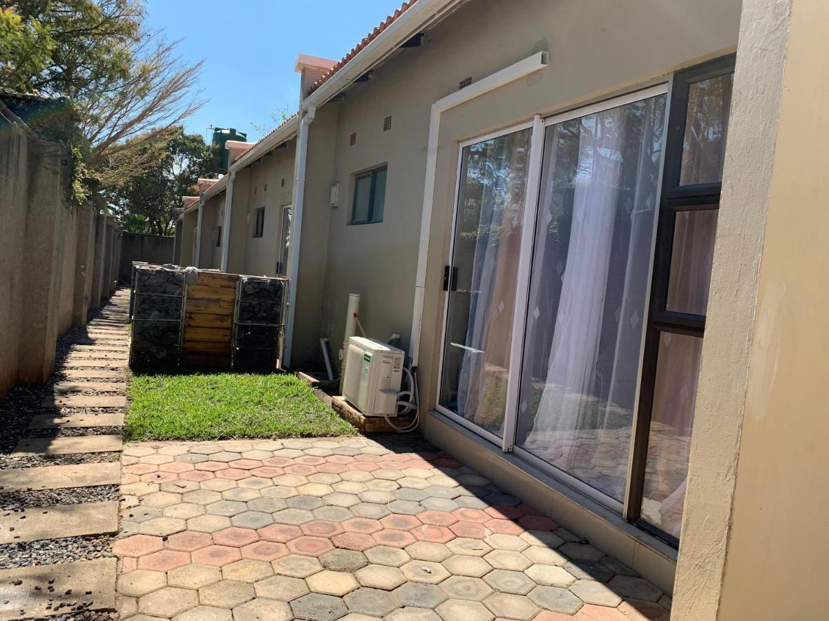 Lukundo Place Lusaka Ngoại thất bức ảnh