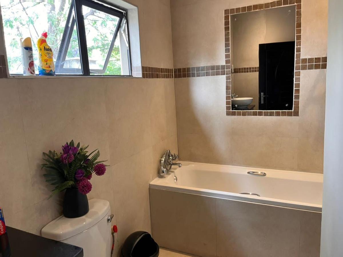 Lukundo Place Lusaka Ngoại thất bức ảnh