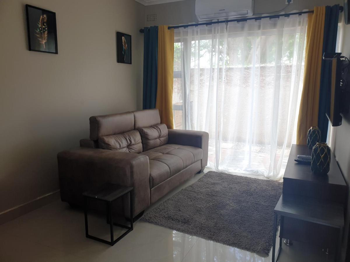 Lukundo Place Lusaka Ngoại thất bức ảnh